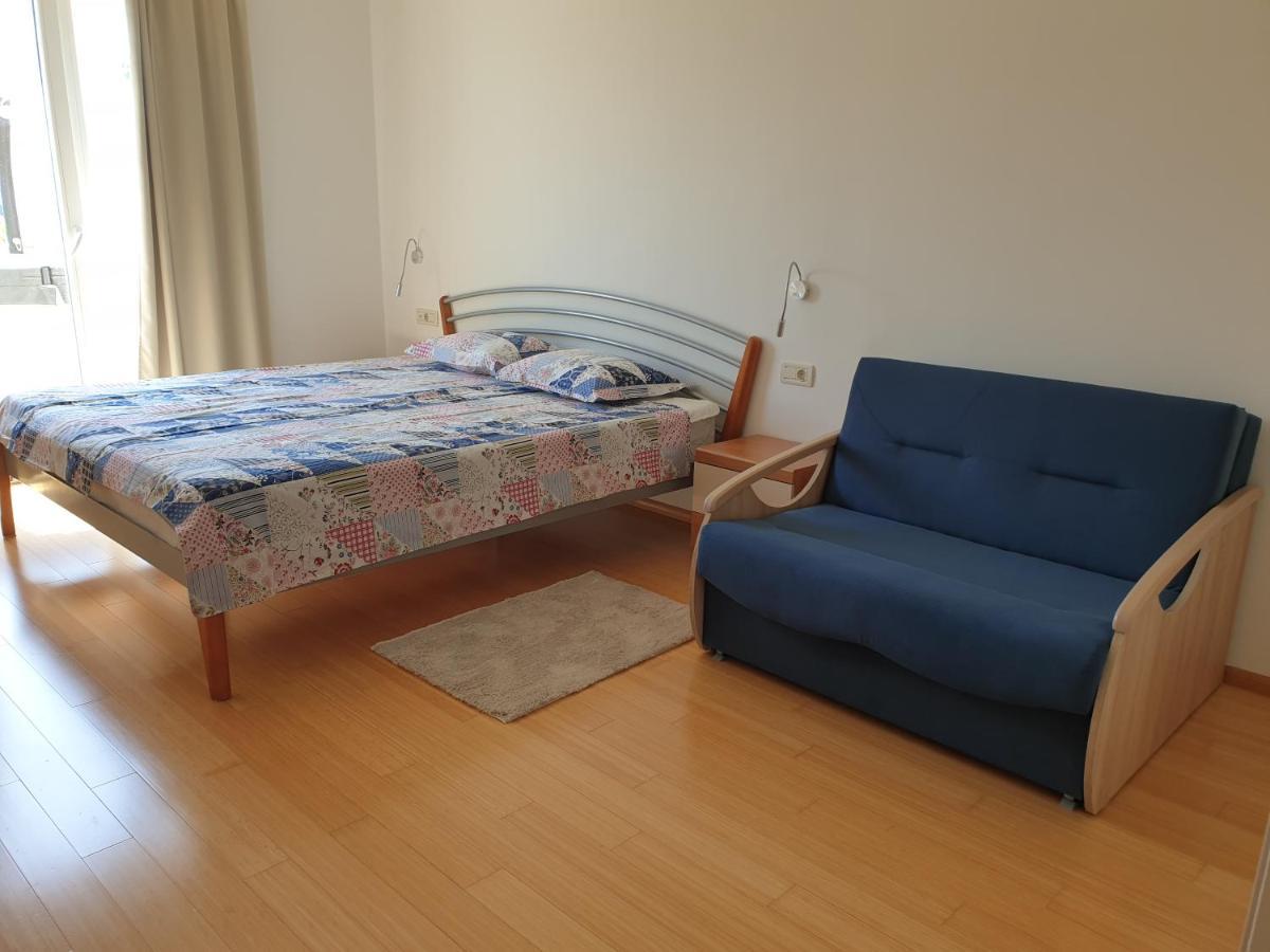 Abelia, Two Terraces, Hot Tub, Free Parking Apartment Dubrovnik Bagian luar foto