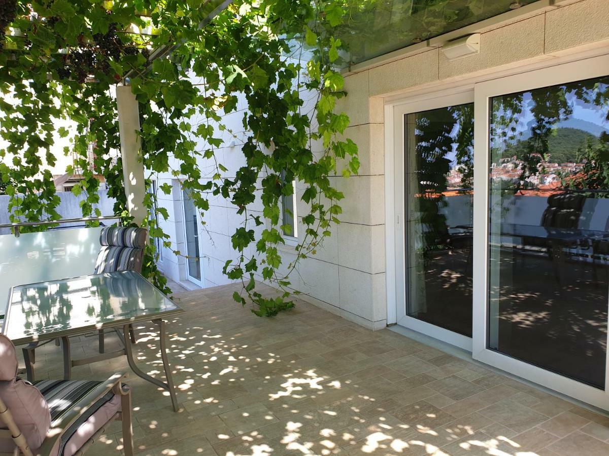 Abelia, Two Terraces, Hot Tub, Free Parking Apartment Dubrovnik Bagian luar foto