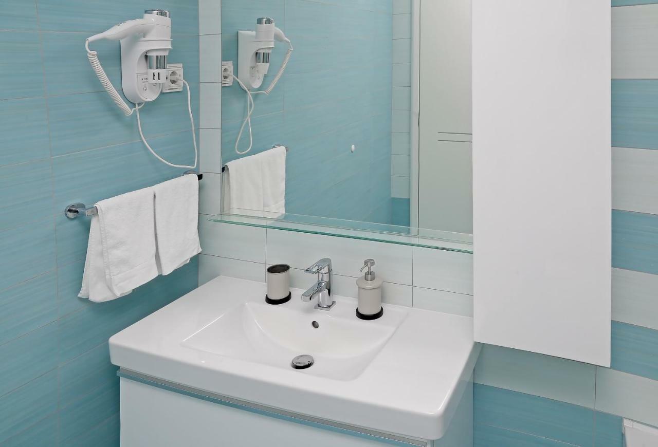 Abelia, Two Terraces, Hot Tub, Free Parking Apartment Dubrovnik Bagian luar foto